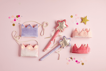 Load image into Gallery viewer, Light Up Crown Purse