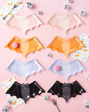 Load image into Gallery viewer, Bat Shaped Plate Set