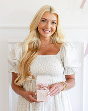 Load image into Gallery viewer, Pink Block Treat Boxes