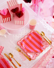 Load image into Gallery viewer, Scalloped Striped Heart Plate Set