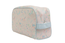 Load image into Gallery viewer, The Dopp Kit