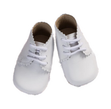 Load image into Gallery viewer, White Leather Scalloped Booties