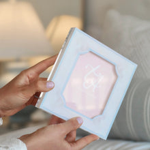Load image into Gallery viewer, Pippa Magnetic Acrylic Frame