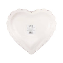 Load image into Gallery viewer, Scalloped Striped Heart Plate Set