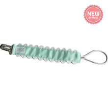 Load image into Gallery viewer, Ric-Rac Paci Clip