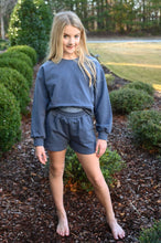 Load image into Gallery viewer, Comer Shorts