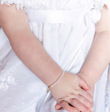 Load image into Gallery viewer, Audrey 14K Gold Plated Pearl Bracelet