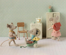 Load image into Gallery viewer, Little Sister Mouse, with Bag
