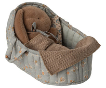 Load image into Gallery viewer, Carry Cot, Large
