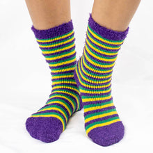 Load image into Gallery viewer, Women&#39;s Stripe Snuggle Socks
