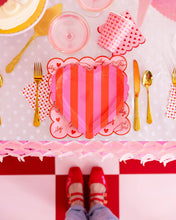 Load image into Gallery viewer, Scalloped Striped Heart Plate Set
