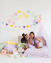 Load image into Gallery viewer, Striped Hearts Plate Set
