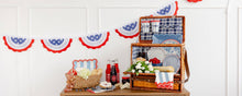 Load image into Gallery viewer, Hamptons Americana Party Cups

