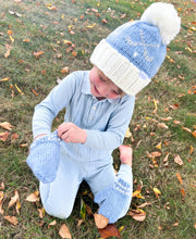 Load image into Gallery viewer, Lt Blue Knit Mittens
