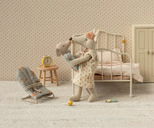 Load image into Gallery viewer, Nightgown &amp; Mask, Mum Mouse
