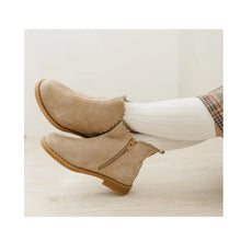 Load image into Gallery viewer, Nicola Scalloped Chelsea Boot
