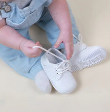 Load image into Gallery viewer, James Leather Lace Up
