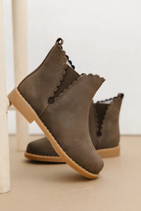 Nicola Scalloped Chelsea Boot