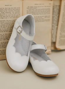 Sonia Scalloped Flat