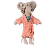 Load image into Gallery viewer, Dad/Mum Mouse Bathrobes
